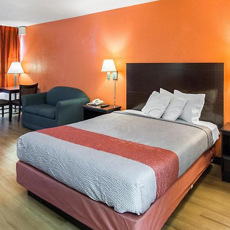 Motel 6-Groton, Ct - Casinos Nearby Экстерьер фото